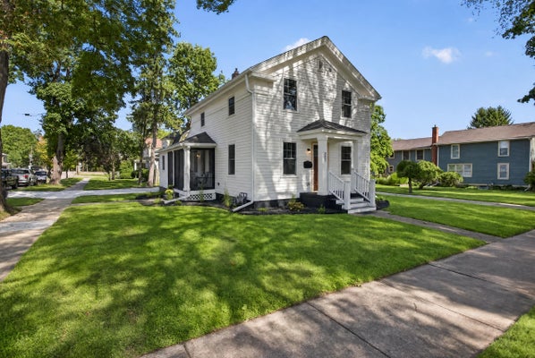 303 E MIDDLE ST, CHELSEA, MI 48118 - Image d05d770f26bb0fa5872e60cd339487e1/2671101579