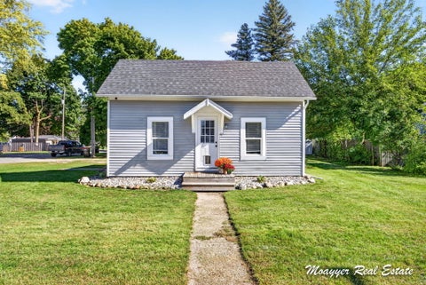 Photo for 705 Washington Street