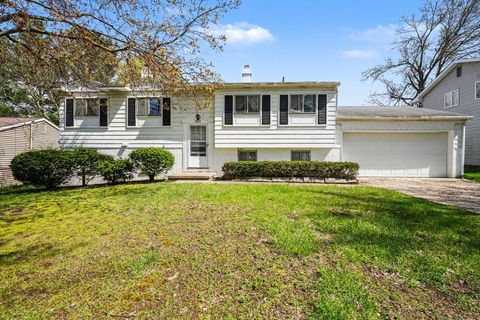 Photo of 7639 Walcott Street, Portage, MI 49024 (MLS # 26016780)