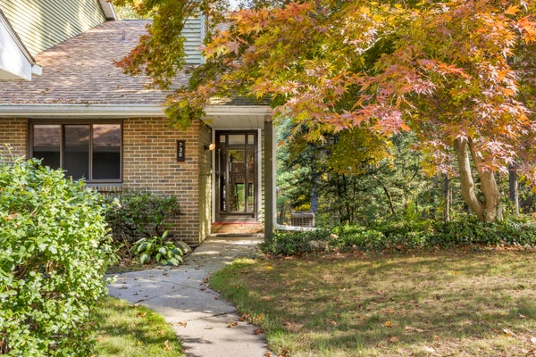 730 CHARLEMAGNE BLVD, BATTLE CREEK, MI 49017 - Image d0d2f84e34c0a46b1275d72c7e58cccf/742653651