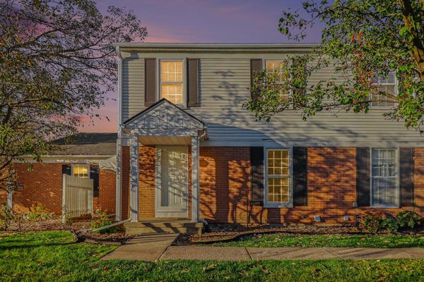 24403 MEADOWBRIDGE DR, CLINTON TOWNSHIP, MI 48035 - Image d0da44dc1687a99a817009dccaf578fb/3051373809