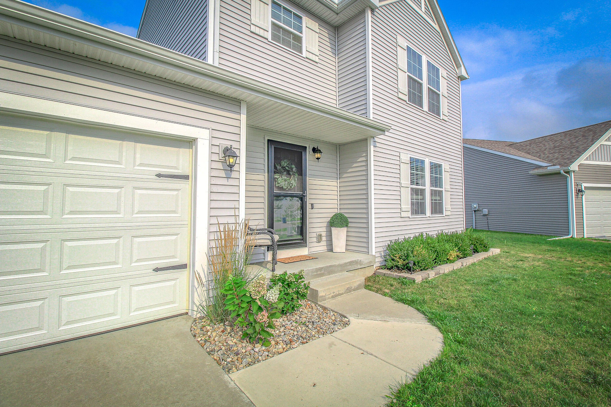 1742 Burr Pond Lane