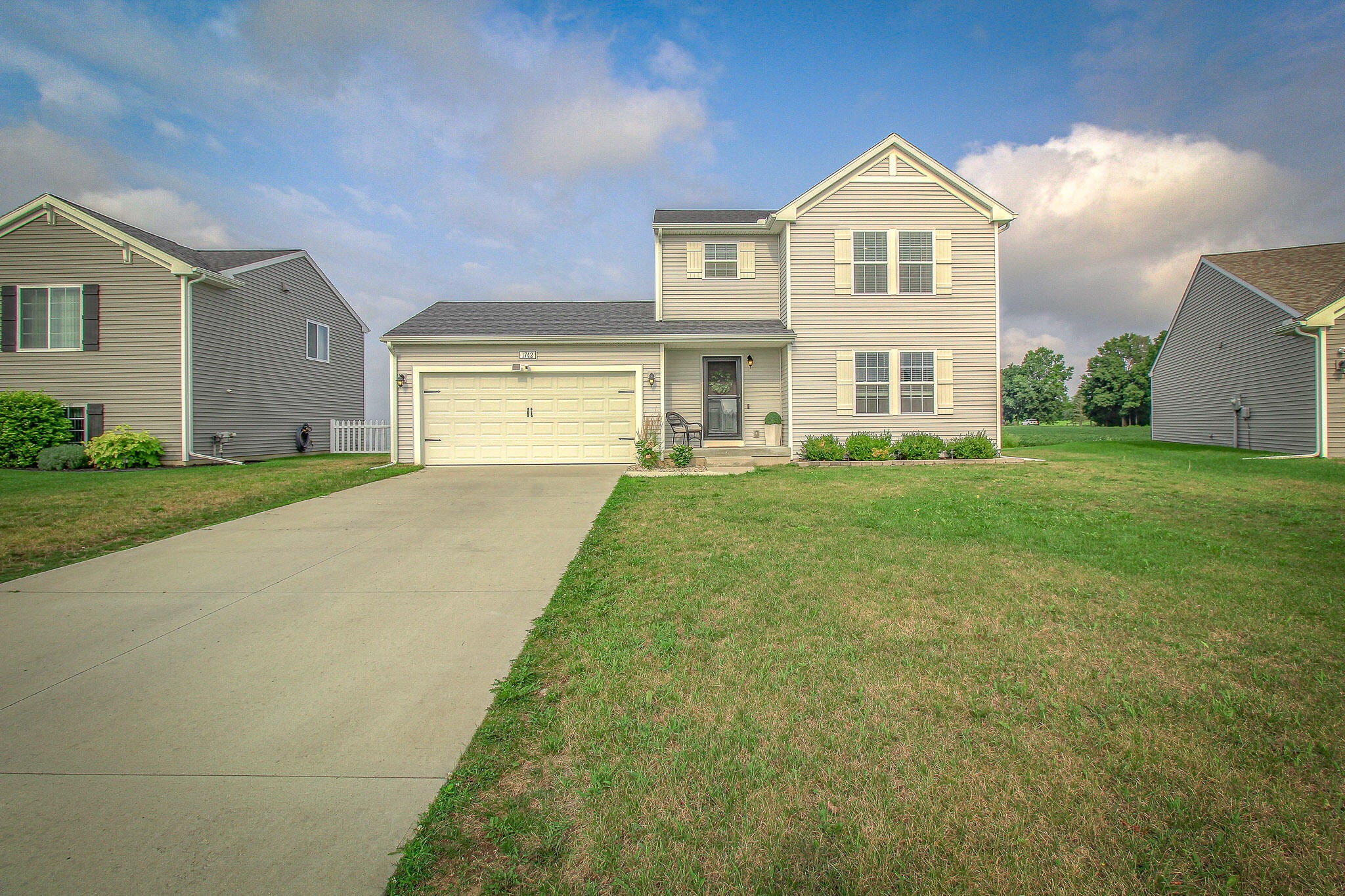 1742 Burr Pond Lane