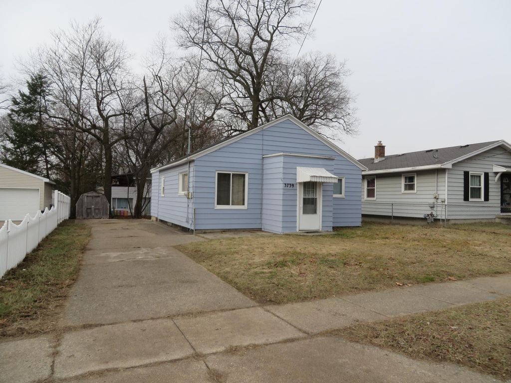 Photo of 3739 Milan Avenue SW, Wyoming, MI 49509 (MLS # 23001024)