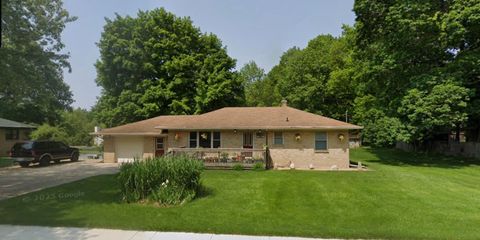 Photo of 791 Kinney Avenue NW, Grand Rapids, MI 49534 (MLS # 26001939)