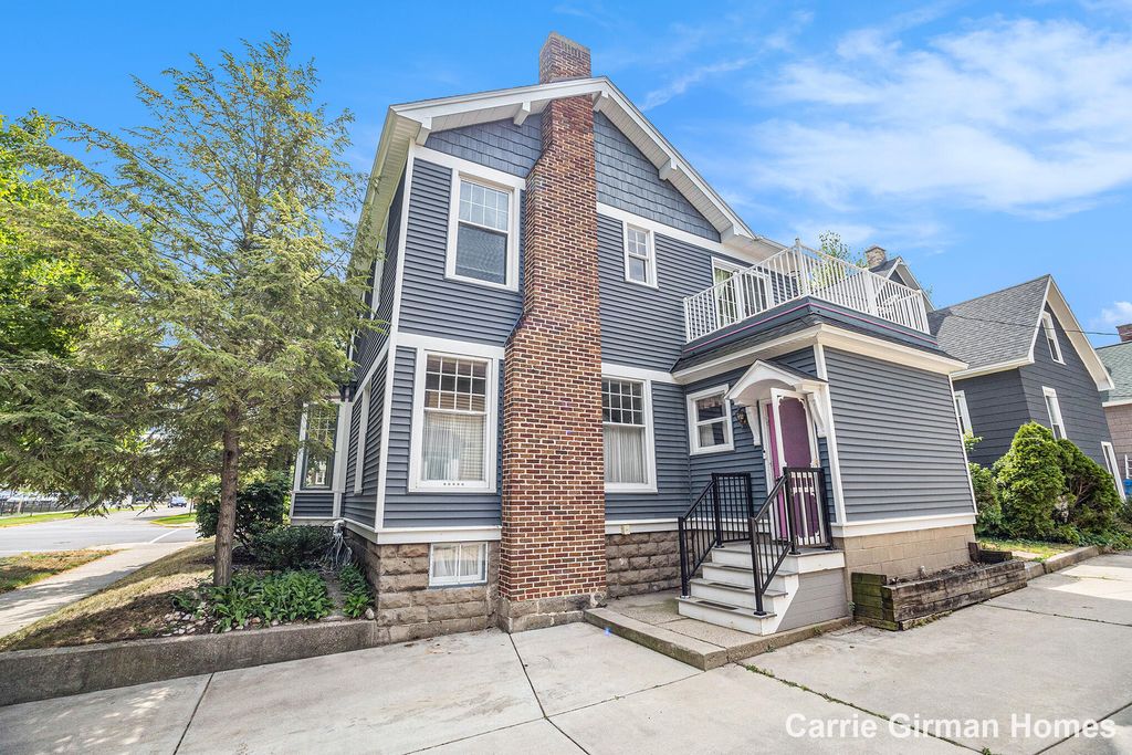 Photo of 201 S 5th Street, Grand Haven, MI 49417 (MLS # 25054109)