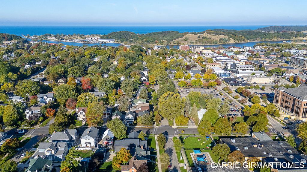 Photo of 201 S 5th Street, Grand Haven, MI 49417 (MLS # 25054109)