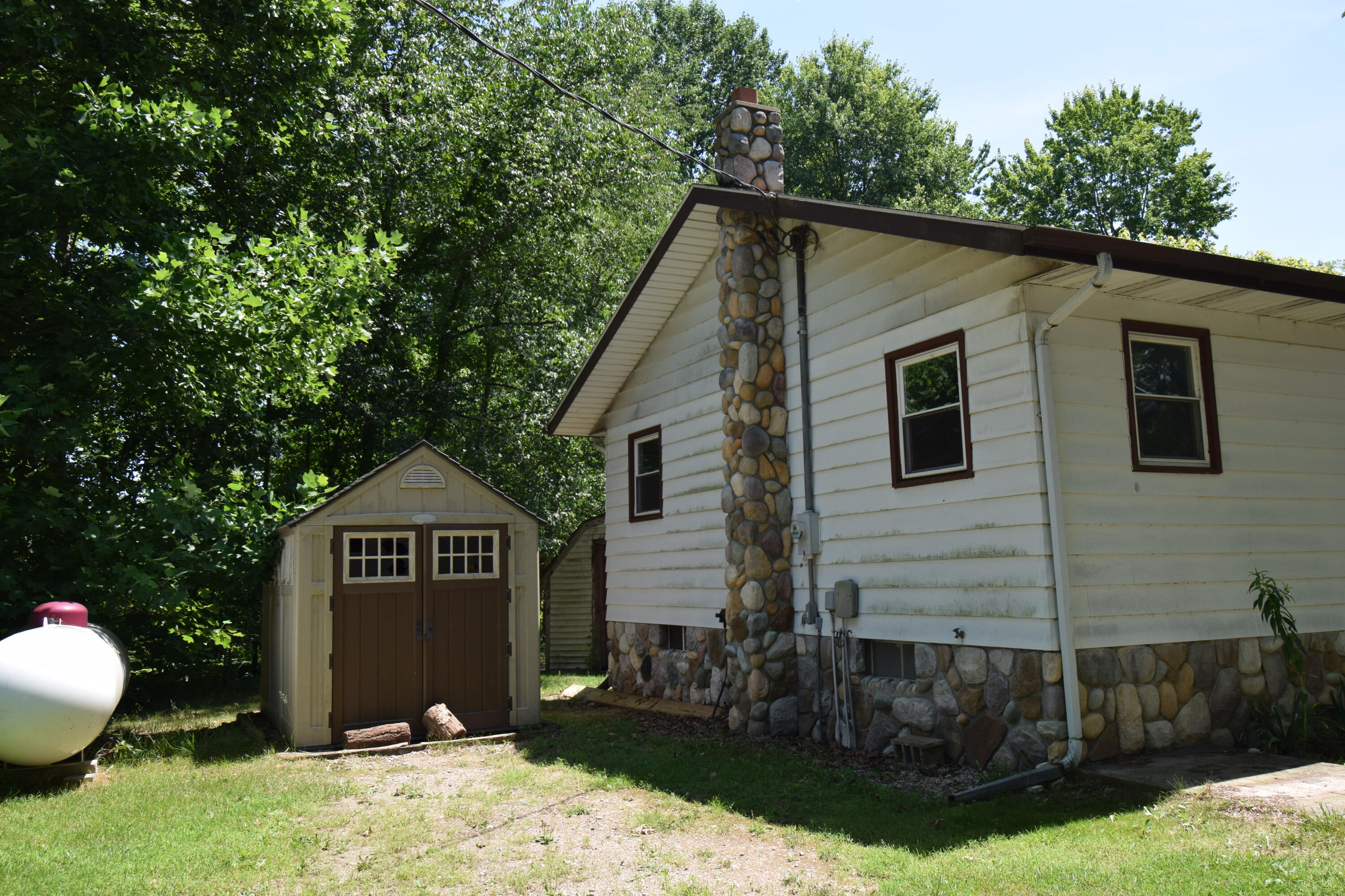 46379 Leedy Point Road