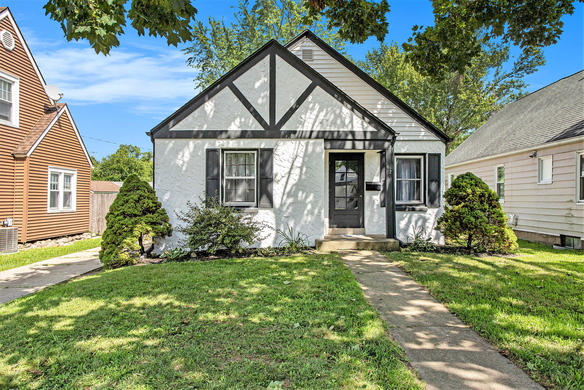 Battle Creek, Michigan 49015, United States, 2 Bedrooms Bedrooms, ,1 BathroomBathrooms,Residential,Pending,184084