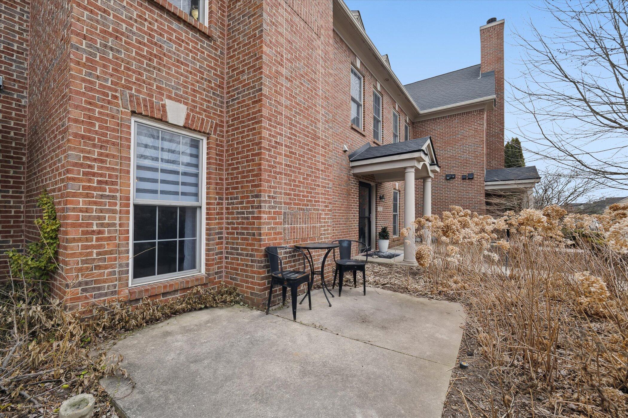 Ypsilanti, Michigan 48197, United States, 2 Bedrooms Bedrooms, ,3 BathroomsBathrooms,Residential,Pending,83830