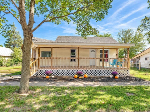 Photo for 118 S West
