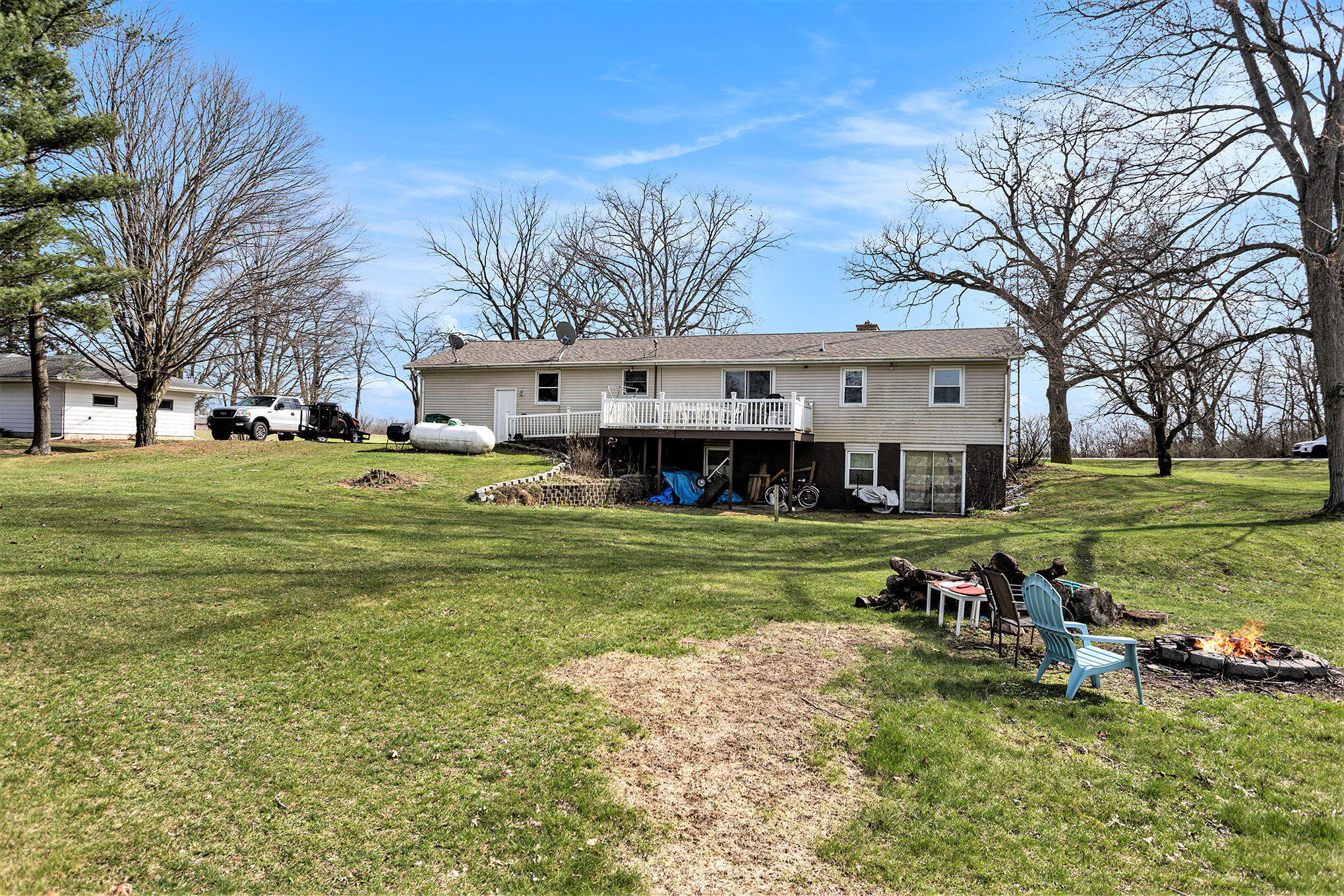 Sturgis, Michigan 49091, United States, 4 Bedrooms Bedrooms, ,2 BathroomsBathrooms,Residential,Active,121147