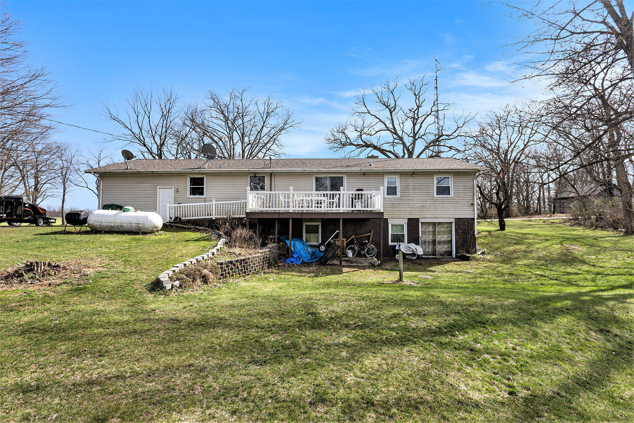 Sturgis, Michigan 49091, United States, 4 Bedrooms Bedrooms, ,2 BathroomsBathrooms,Residential,Active,121147