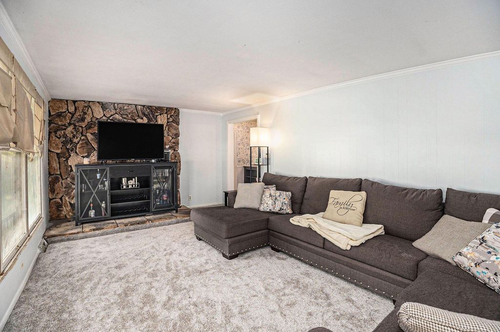 Photo of 790 Mayfield Avenue, Holland, MI 49424 (MLS # 25042680)