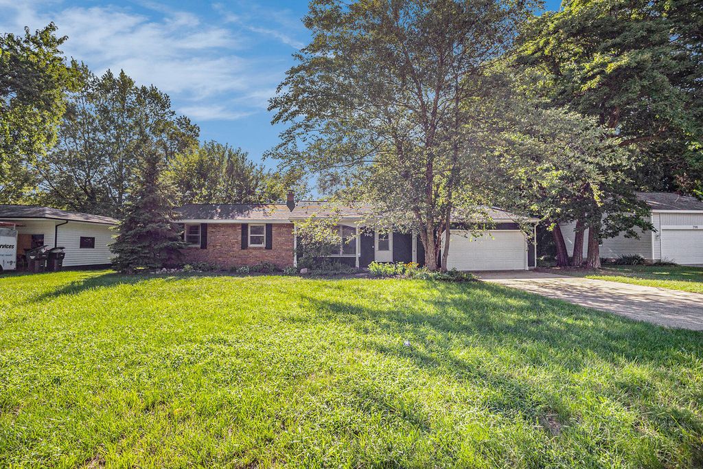 Photo of 790 Mayfield Avenue, Holland, MI 49424 (MLS # 25042680)