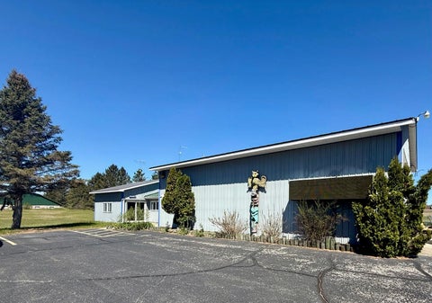Photo for 5555 E 13 Mile Road
