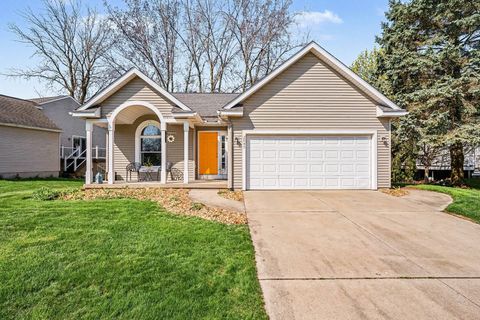 Photo of 2945 Riley Ridge Road, Holland, MI 49424 (MLS # 26017551)