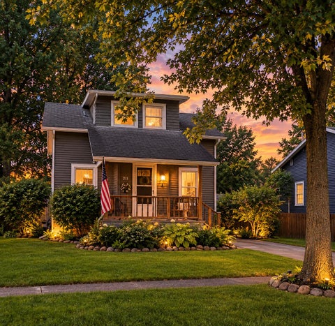 Photo for 211 E Electric Court