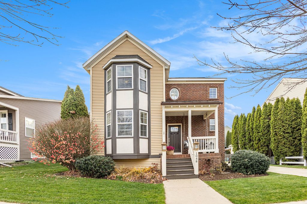 Photo of 1048 Graystone Road, Holland, MI 49423 (MLS # 25059355)