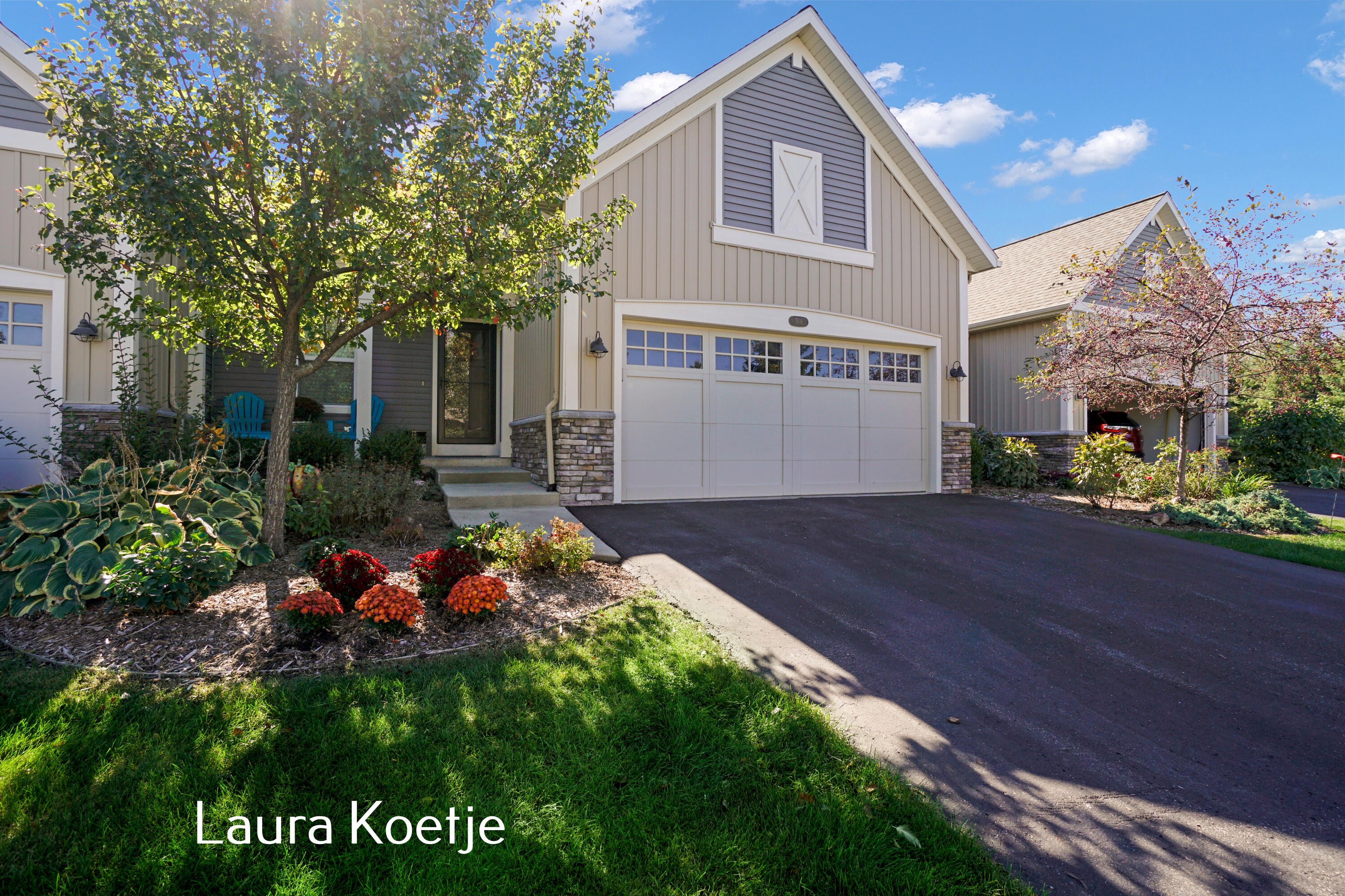 918 Center Park Drive SW