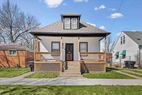 Photo of 17857 Binder Street, Detroit, MI 48212 (MLS # 26012734)