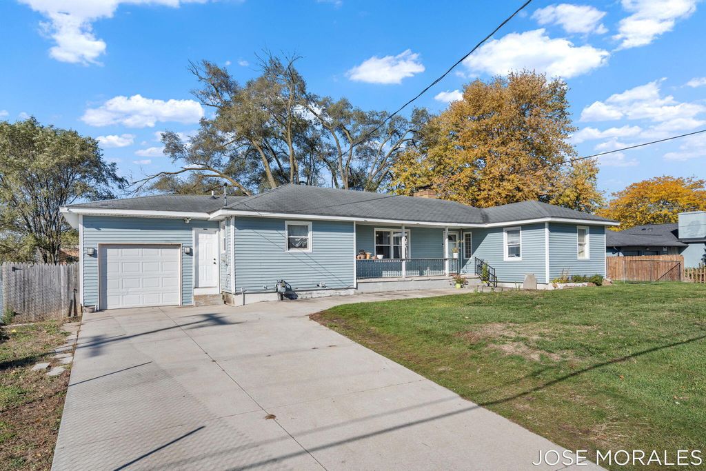 Photo of 2741 Riley Avenue SW, Wyoming, MI 49509 (MLS # 25056430)