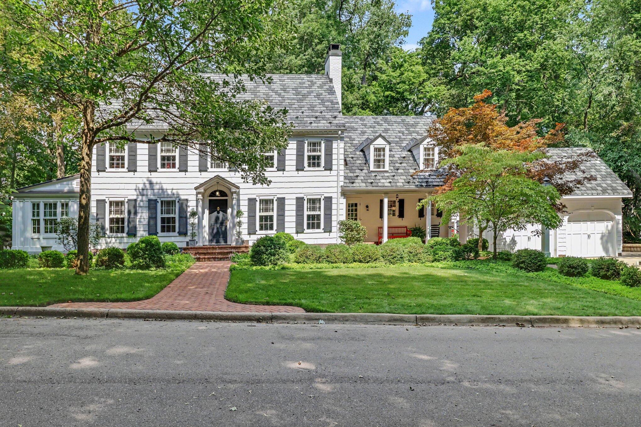 1133 Long Road