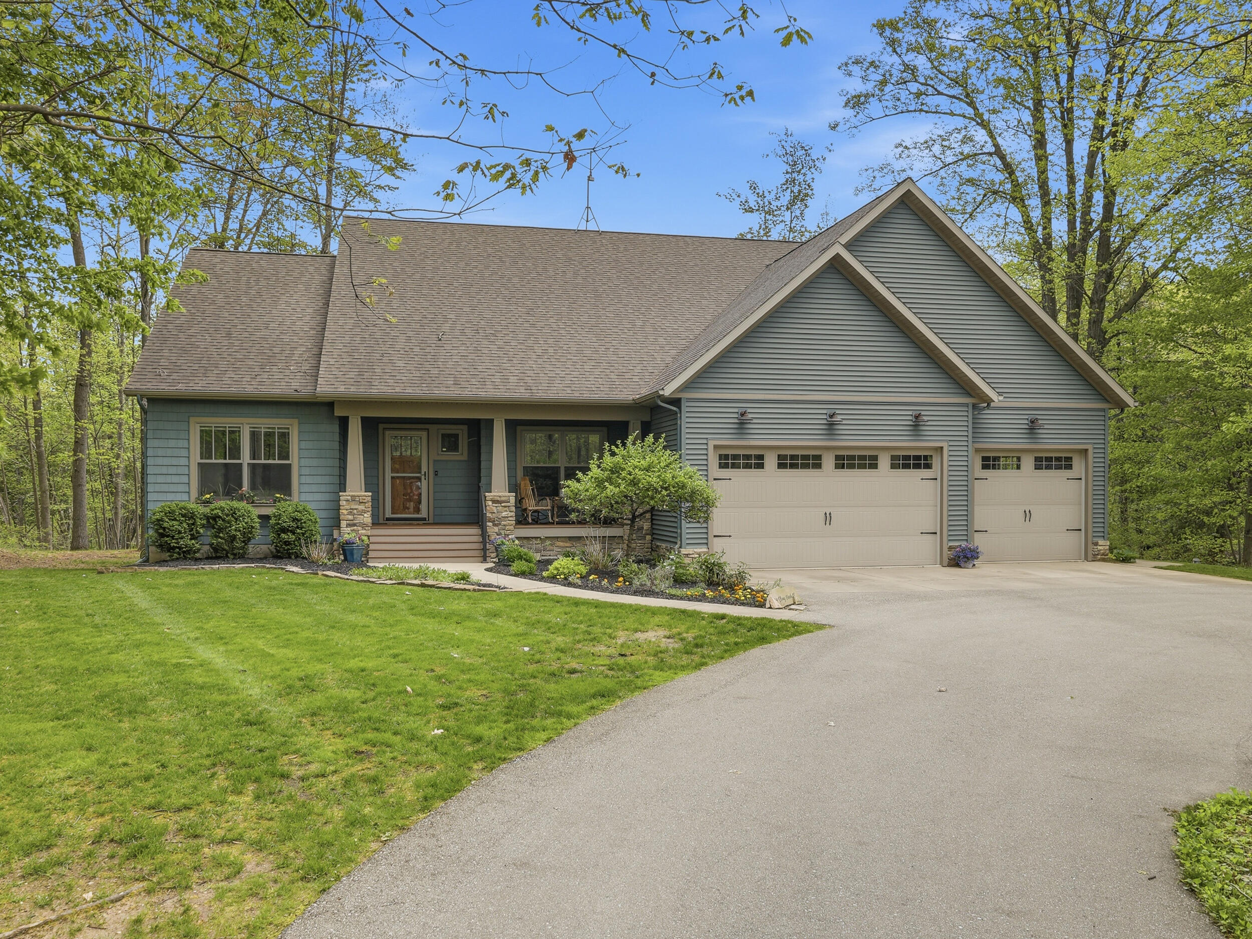 9694 Stony Creek Court