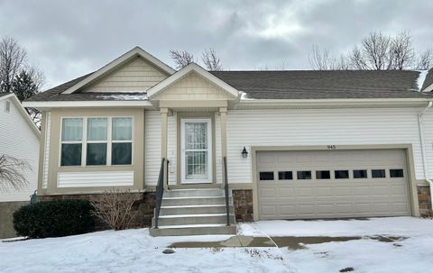 945 S Sandalwood Circle, Norton Shores, MI 49441 - MLS#: 25007517