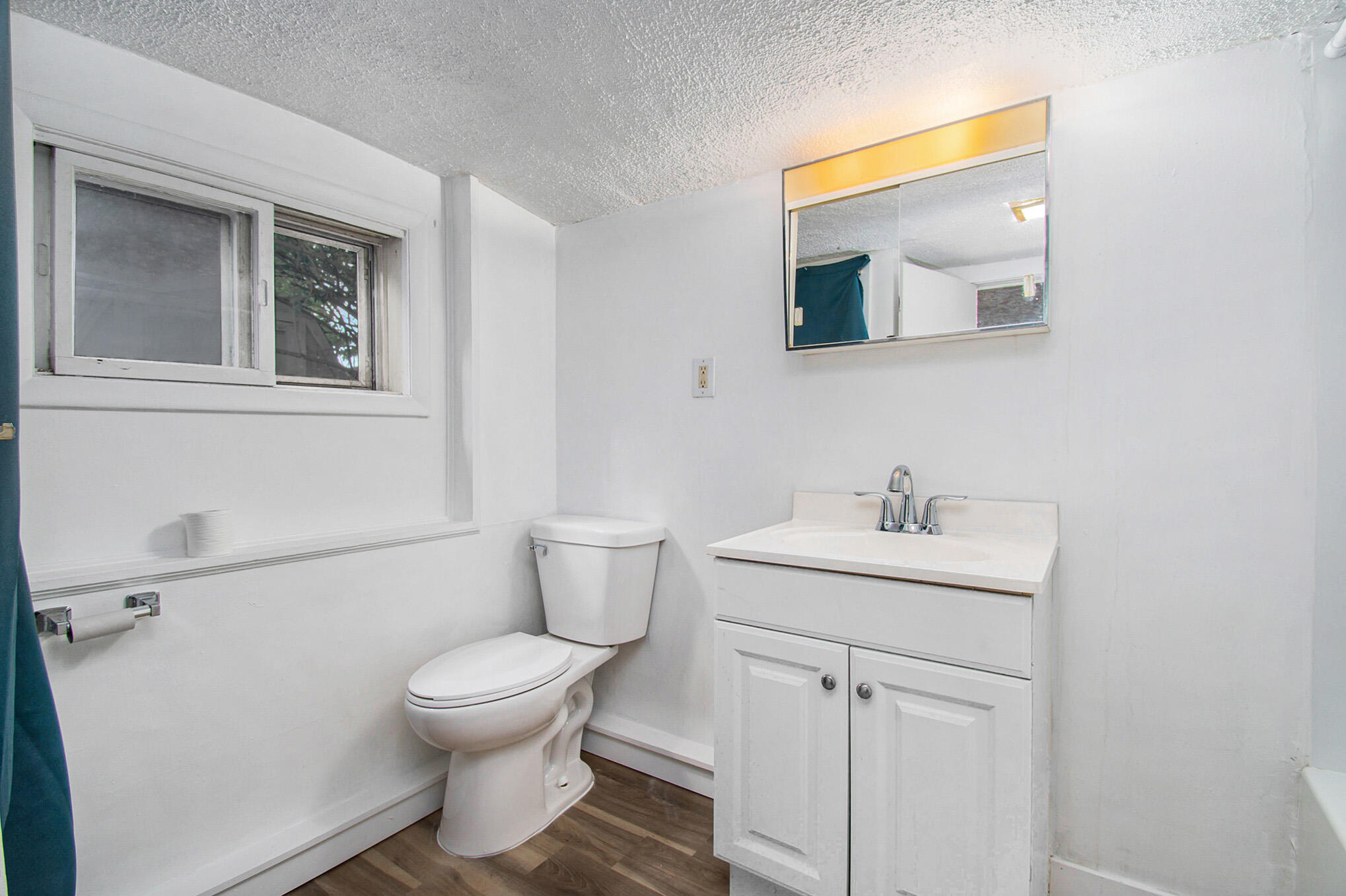 Portage, Michigan 49002, United States, 2 Bedrooms Bedrooms, ,1 BathroomBathrooms,Residential,Active,214927