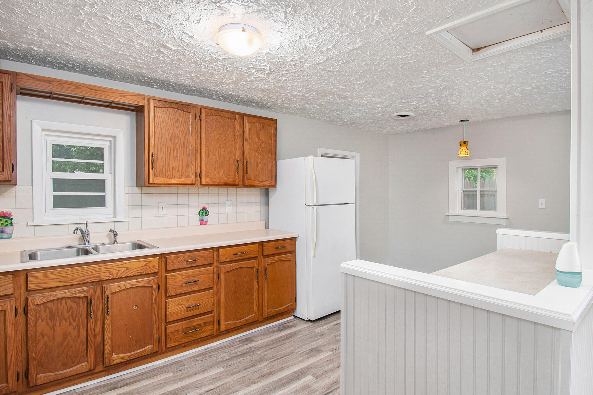 Portage, Michigan 49002, United States, 2 Bedrooms Bedrooms, ,1 BathroomBathrooms,Residential,Active,214927