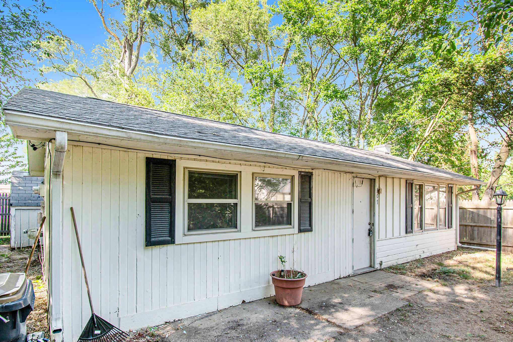 Portage, Michigan 49002, United States, 2 Bedrooms Bedrooms, ,1 BathroomBathrooms,Residential,Active,214927