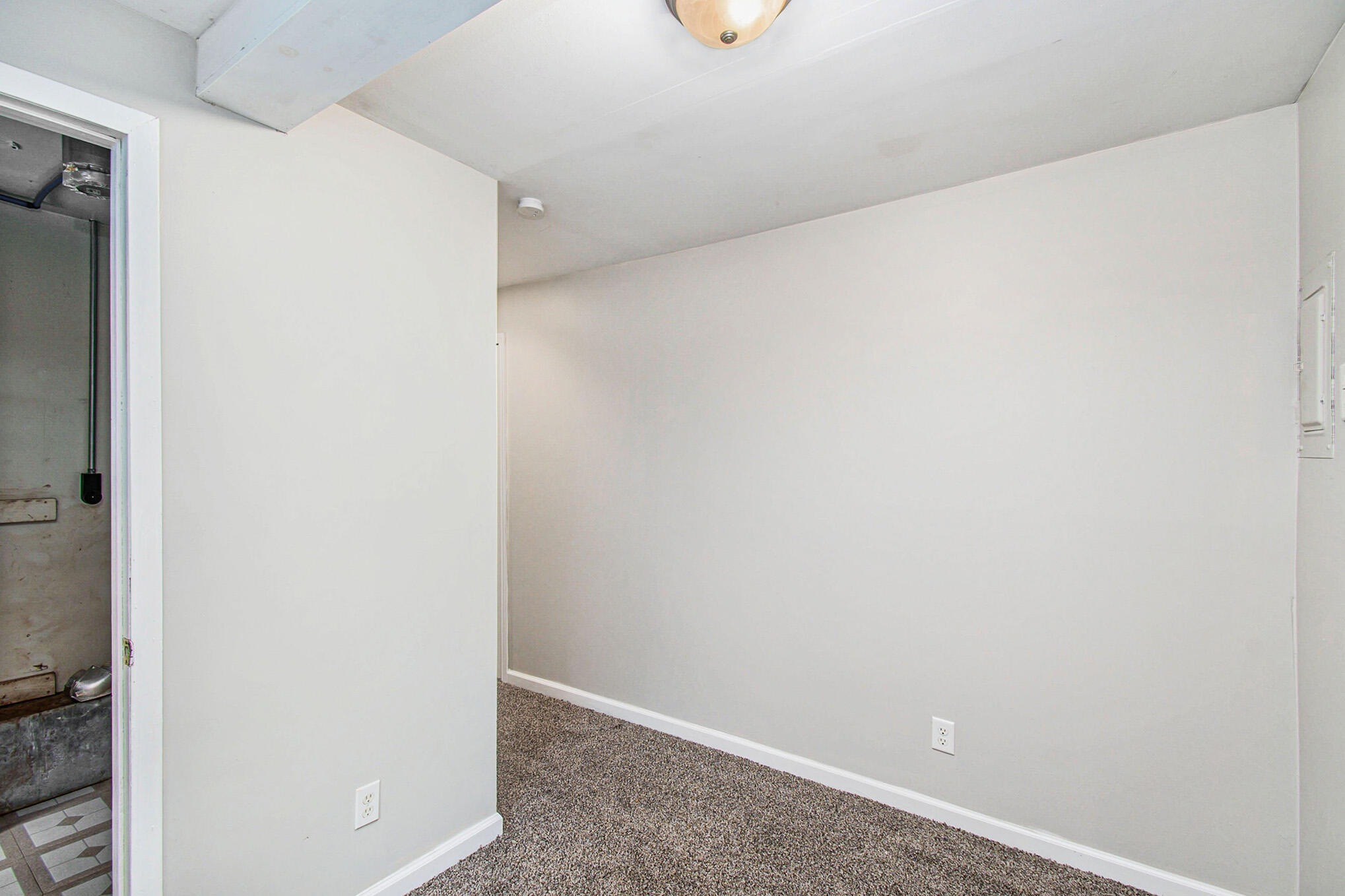 Portage, Michigan 49002, United States, 2 Bedrooms Bedrooms, ,1 BathroomBathrooms,Residential,Active,214927