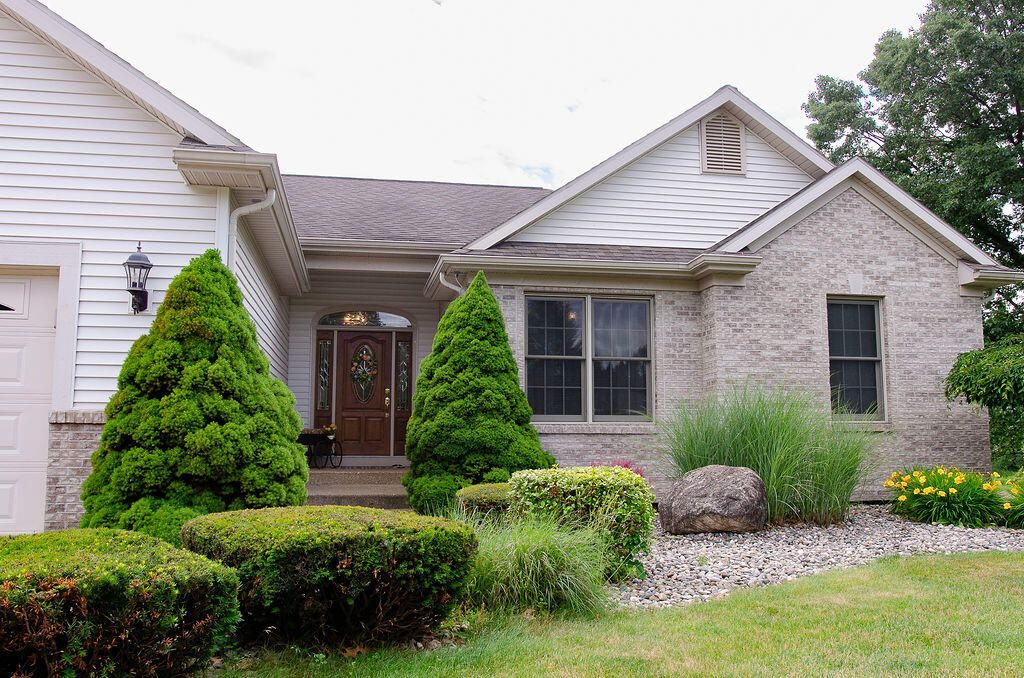 Photo of 11734 Lindy Court, Rockford, MI 49341 (MLS # 25034521)