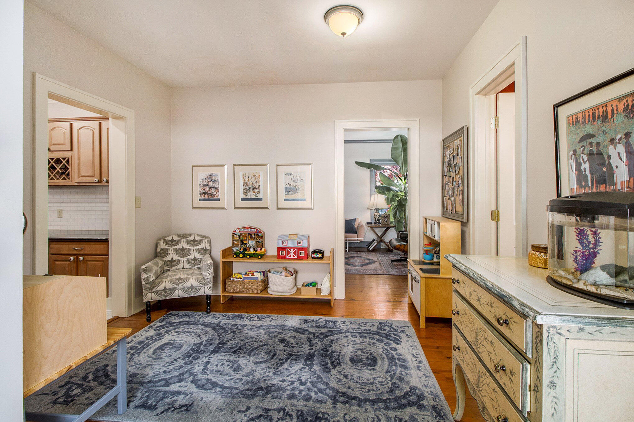 Kalamazoo, Michigan 49008, United States, 4 Bedrooms Bedrooms, ,3 BathroomsBathrooms,Residential,Active,128415