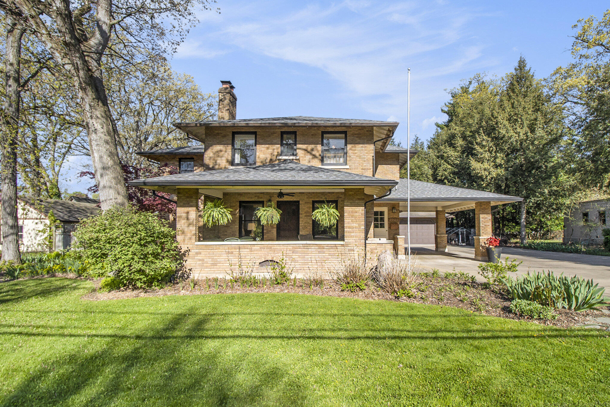 Kalamazoo, Michigan 49008, United States, 4 Bedrooms Bedrooms, ,3 BathroomsBathrooms,Residential,Active,128415 Kalamazoo, Michigan 49008, United States, 4 Bedrooms Bedrooms, ,3 BathroomsBathrooms,Residential,Active,128415