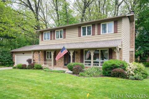 Photo of 6501 Woodbrook Drive SE, Grand Rapids, MI 49546 (MLS # 25023764)