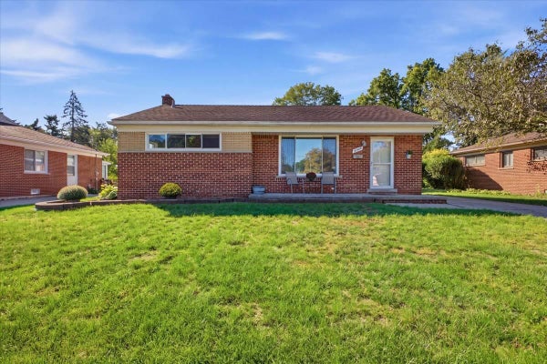 28787 GRANDON ST, LIVONIA, MI 48150 - Image d4a21dd842f9eb5ebec4dd0e830f6941/14284420