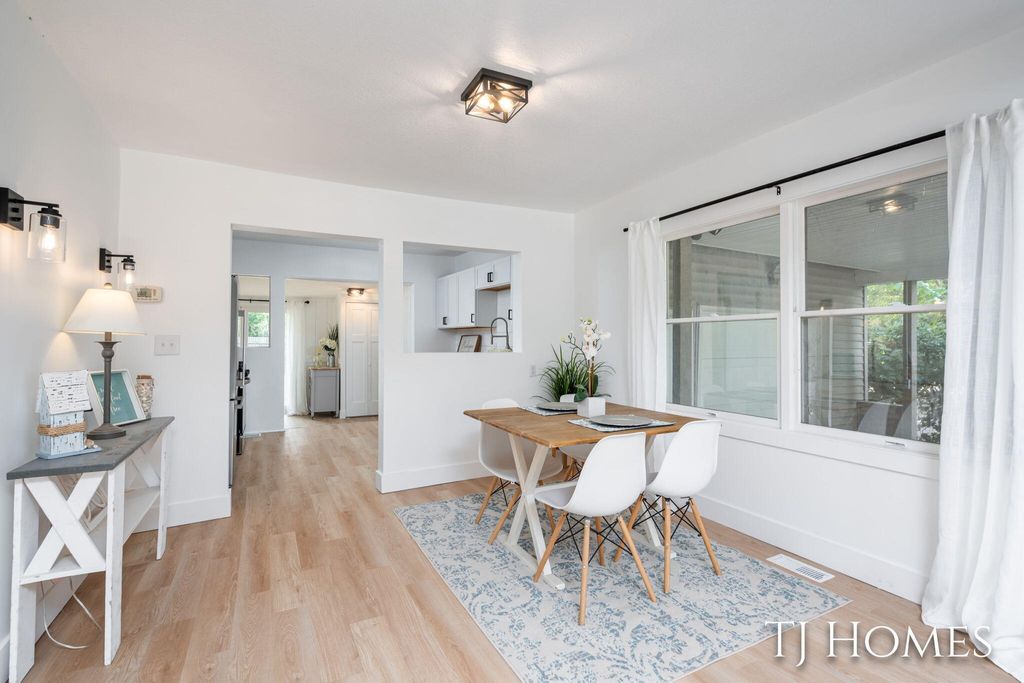 Photo of 1130 Center Street, Muskegon, MI 49442 (MLS # 25050942)