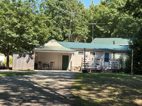 Photo of 7502 Tolliver Street, Mears, MI 49436 (MLS # 25045428)
