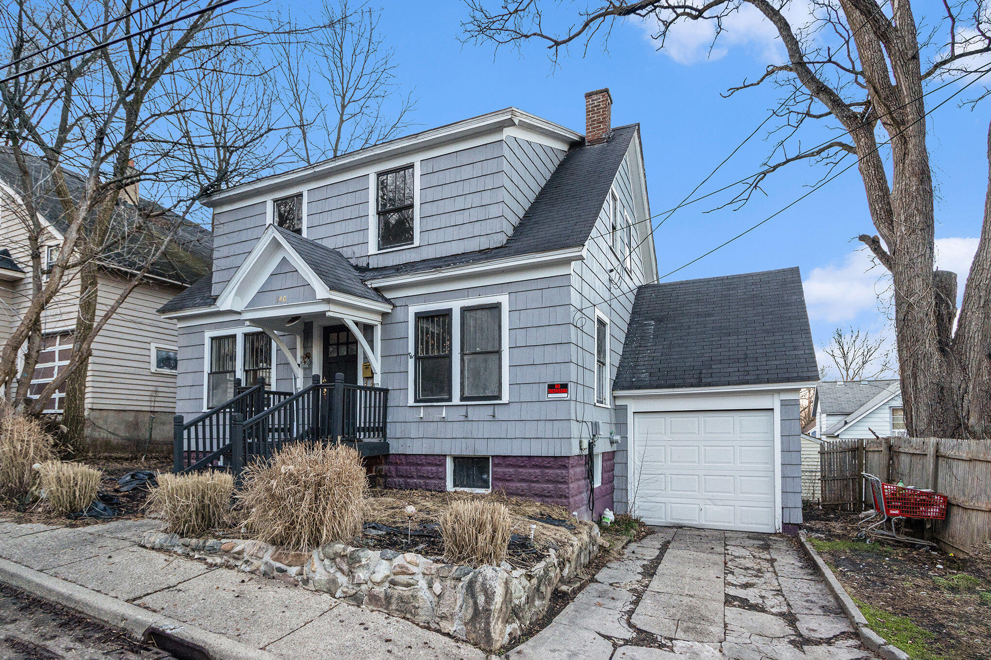 Kalamazoo, Michigan 49001, United States, 4 Bedrooms Bedrooms, ,1 BathroomBathrooms,Residential,Active,82033