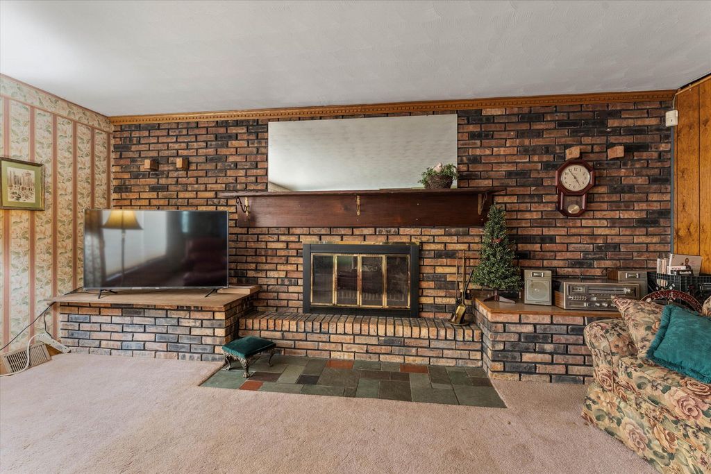 Photo of 19466 U.S. 12, Edwardsburg, MI 49112 (MLS # 26005051)