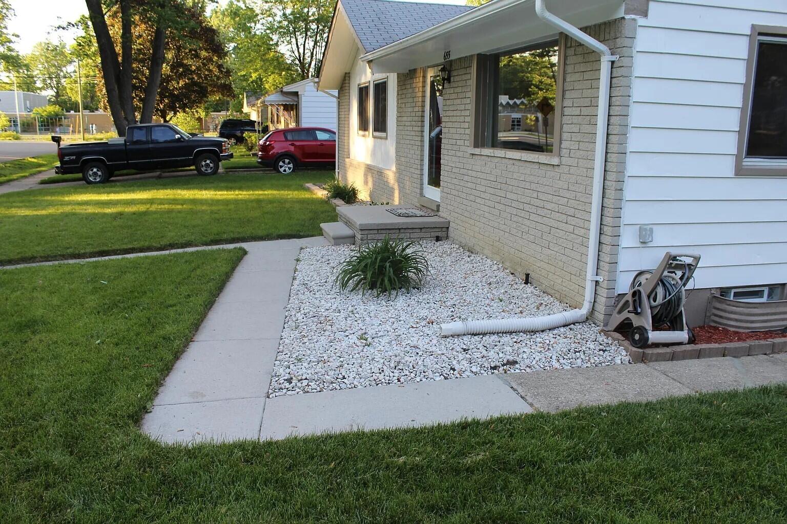 655 Robinwood Drive