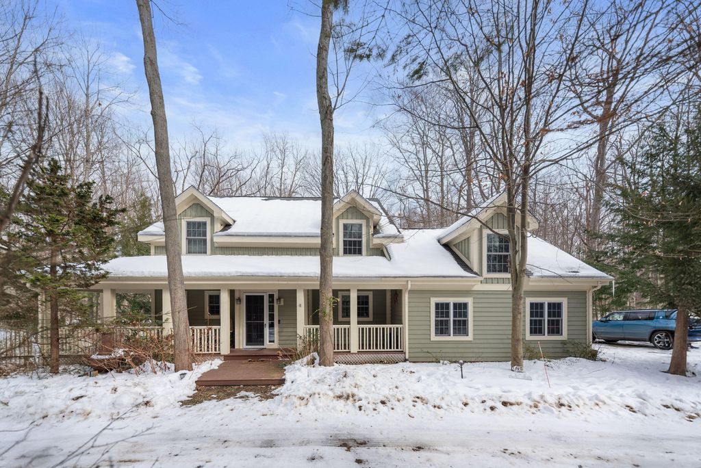 Photo of 13217 Three Oaks Road, Sawyer, MI 49125 (MLS # 26005632)