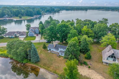 7914 W. Royal Road Canadian Lakes MI 49346