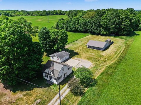 Photo of 4559 S Maple Island Road, Hesperia, MI 49421 (MLS # 26027256)