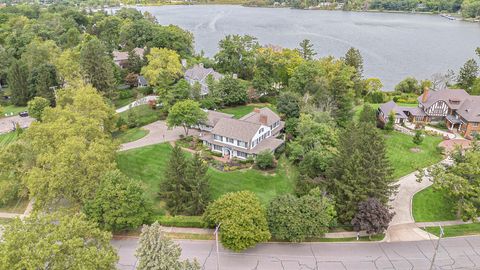 2805 Bonnell Avenue SE East Grand Rapids MI 49506