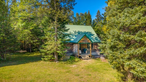Photo for 39670 W Tahquamenon River Row