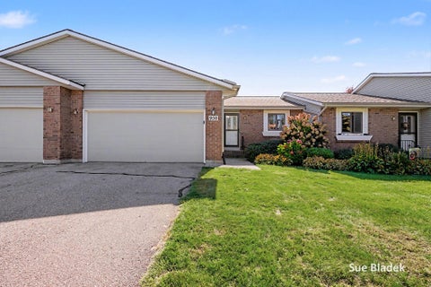 Photo for 950 Village Court