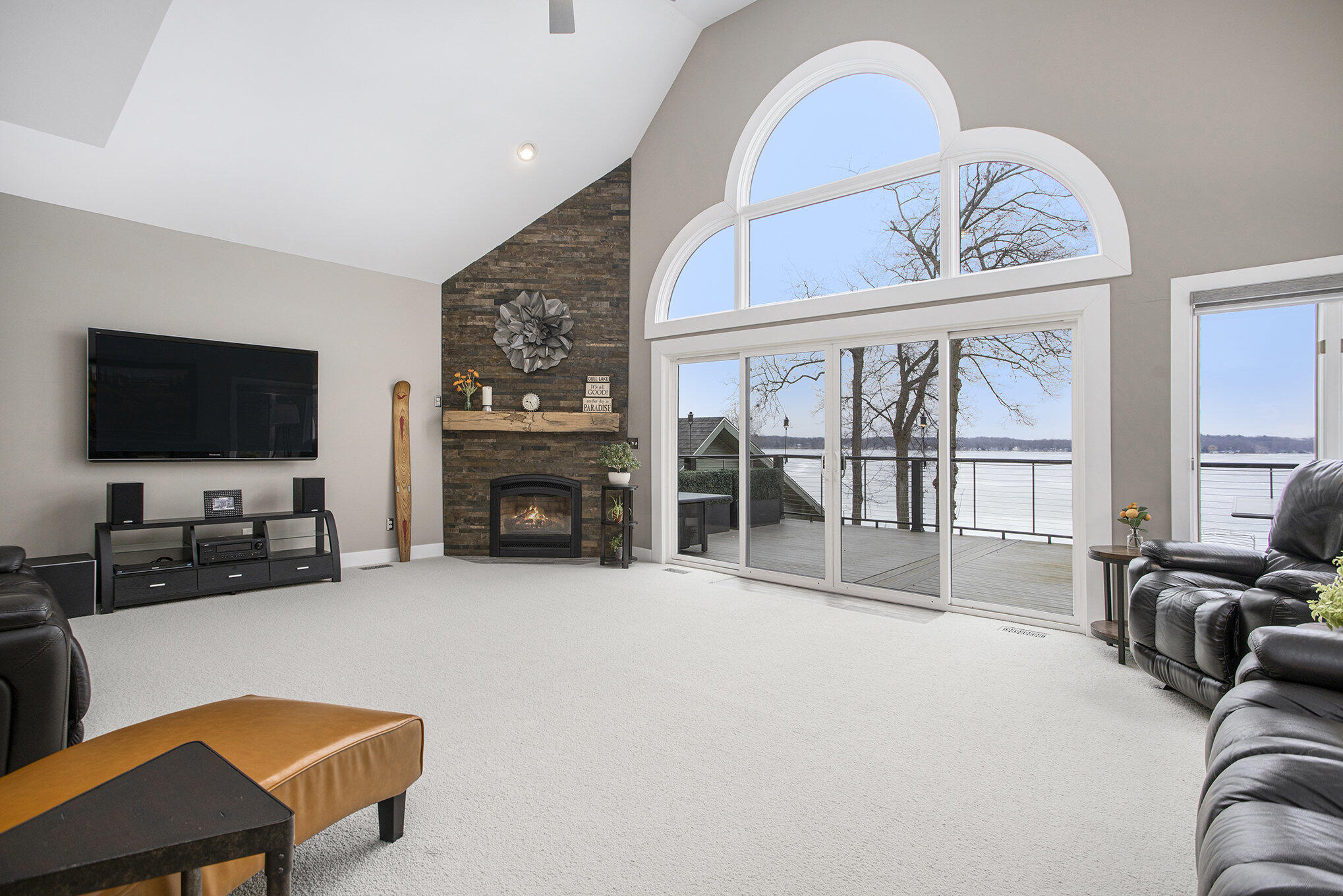 Richland, Michigan 49083, United States, 3 Bedrooms Bedrooms, ,2 BathroomsBathrooms,Residential,Active,91268